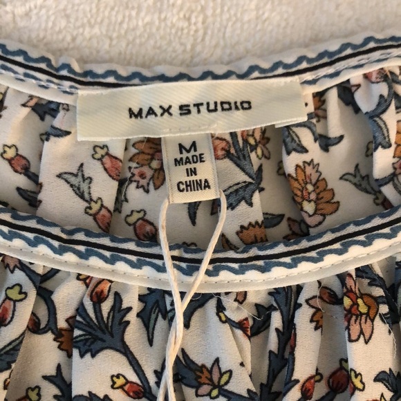 Womens blouse by Max Studio - Picture 3 of 8